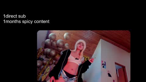 Snapshot of kyliekandy chatting on January 16, 4:39 pm   online show from January 16, 4:39 pm