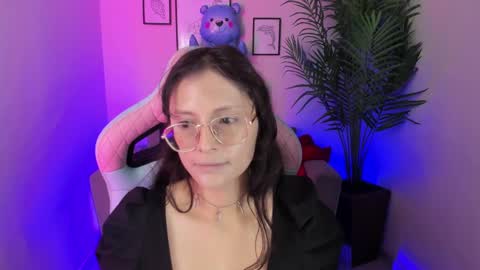 Kyomi online show from March 8, 1:34 pm