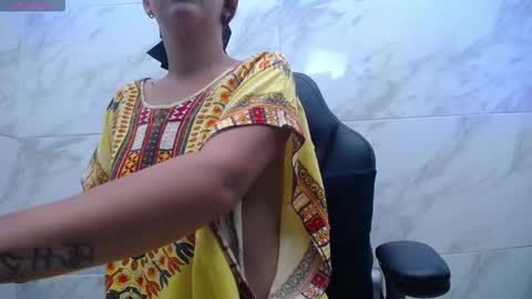 Kyra online show from March 23, 2:23 pm