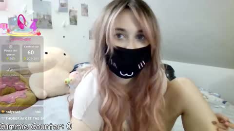 Snapshot of kyrawildofficial chatting on September 23, 10:41 pm Kyra Wild online show from September 23, 10:41 pm