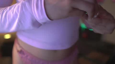 schedule 300 pm - 1100pm colombia time online show from June 7, 1:56 am