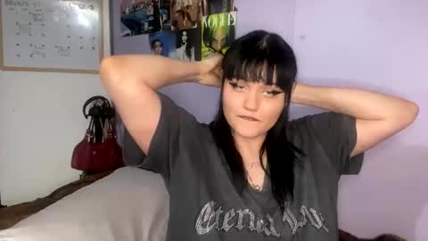 Lily online show from April 13, 7:31 am