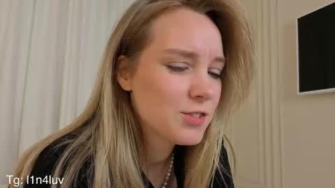 lina online show from November 16, 9:37 pm