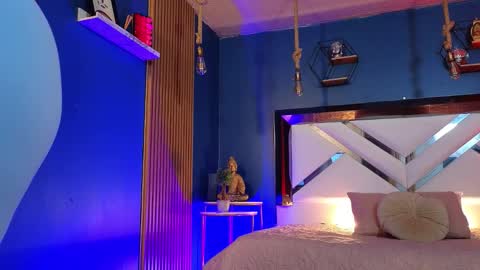 Cris  online show from November 14, 11:21 am