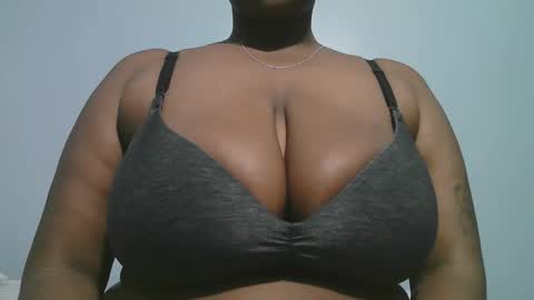 lady_dearra online show from January 15, 3:45 am