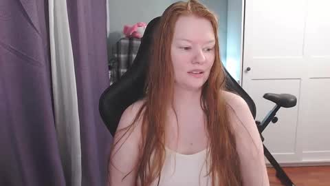 Snapshot of lady_inari chatting on October 21, 8:46 pm Angelika online show from October 21, 8:46 pm