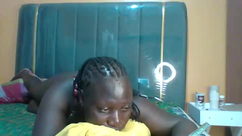 lindah32 online show from February 9, 11:29 pm