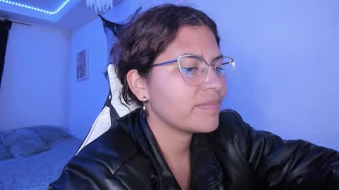  Lady  online show from October 15, 3:09 am