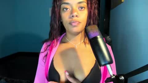 leidy daniela online show from December 11, 5:00 am