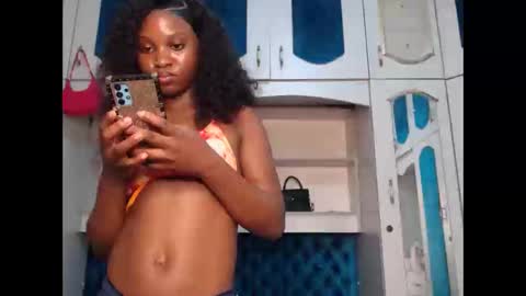 ladydiva69 online show from April 14, 6:41 pm