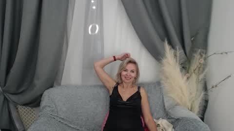 ladysexyx online show from October 9, 2:32 pm