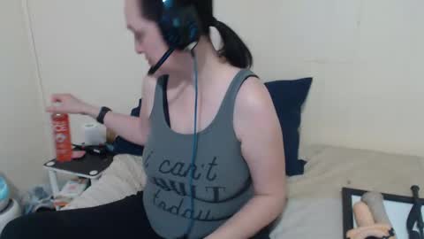 LadySlate online show from February 2, 1:55 am