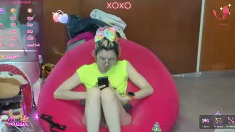 Skinnygirl online show from August 1, 2:13 am
