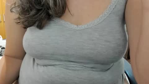 LAILA online show from November 27, 3:37 pm