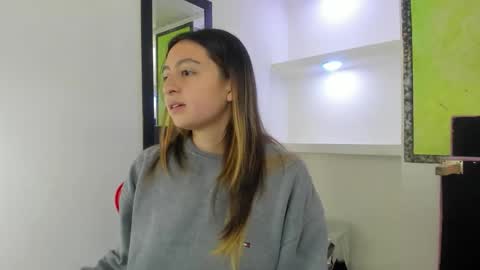 Lala clark online show from February 3, 8:34 pm