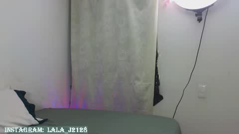 Snapshot of lala_love27 chatting on October 5, 6:07 am Joha online show from October 5, 6:07 am