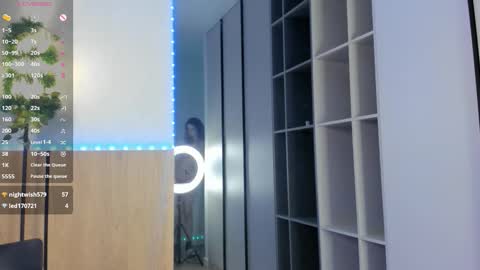 Julia online show from January 12, 8:47 pm