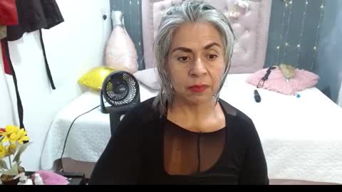 lalisha online show from February 13, 1:18 am