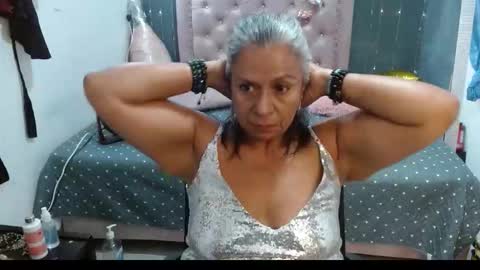 lalisha online show from February 24, 1:05 am