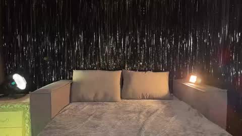 Ellina online show from October 22, 7:52 pm