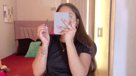 Laura online show from November 22, 12:19 pm