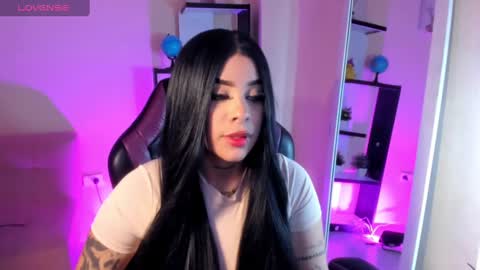 Snapshot of lana_44 chatting on December 17, 9:27 pm LANA  online show from December 17, 9:27 pm