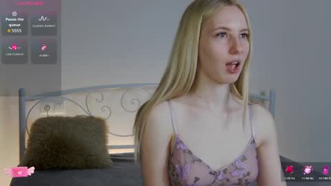 Liana online show from April 6, 8:10 pm