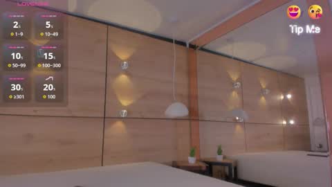 lana online show from November 27, 4:59 am