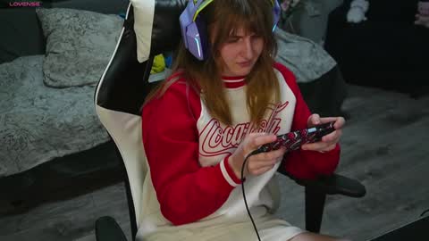 Kay online show from January 29, 5:02 pm