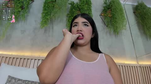 lana_lann online show from January 29, 11:51 am