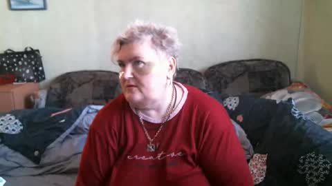 lanacat555 online show from October 23, 11:05 am