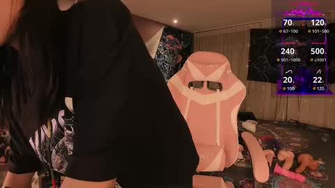 L A N A  online show from February 23, 5:39 am