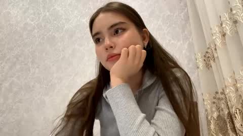 Alice online show from April 30, 5:29 pm