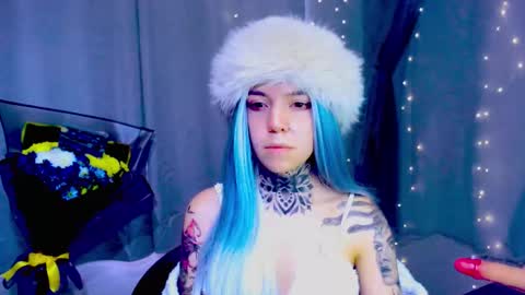 LANNIE   online show from February 25, 3:21 pm