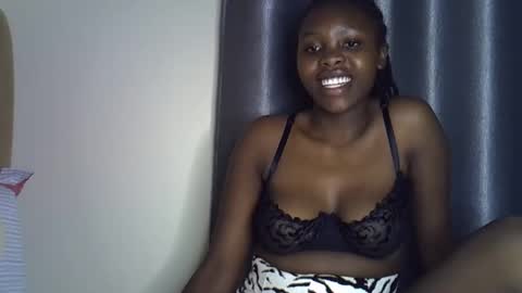 lara online show from November 29, 7:51 pm