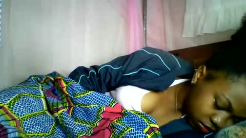 lara_belle online show from June 14, 2:35 am