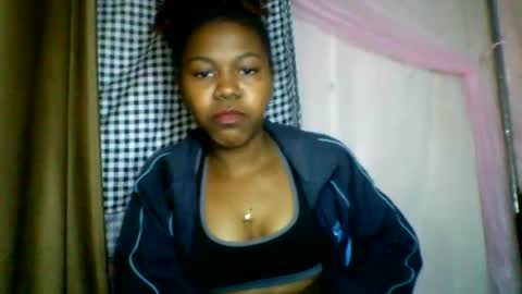 lara_belle online show from July 3, 3:23 am