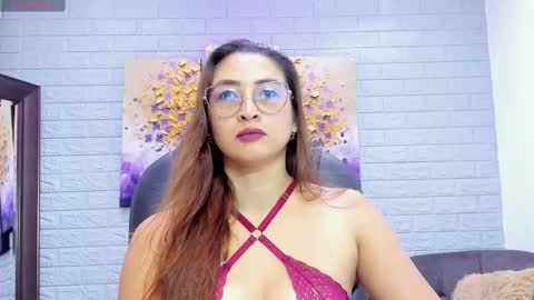      700  200   online show from September 24, 12:04 pm