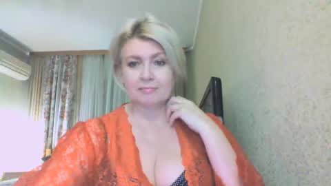 laramrs online show from November 21, 5:48 pm