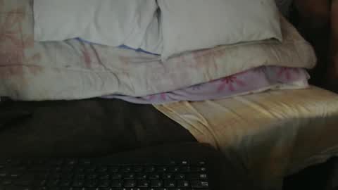 Lariss online show from February 14, 9:13 am