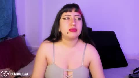  Lari online show from March 29, 11:15 pm