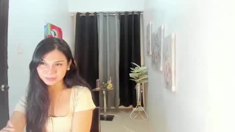 larth online show from March 8, 3:27 pm