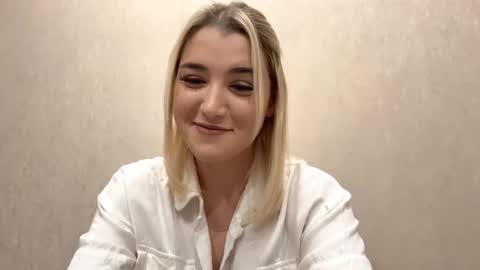 Betty online show from February 23, 9:03 pm