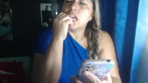 latin_big_boobs online show from December 3, 2:25 am