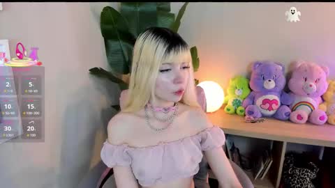 laukyubey1 online show from November 22, 6:21 pm