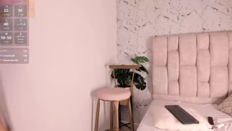 Lau Miller online show from September 20, 9:13 pm