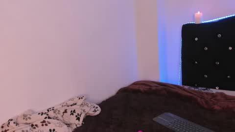 Lau Miller online show from November 16, 4:14 am