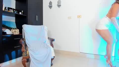   online show from March 1, 2:04 am