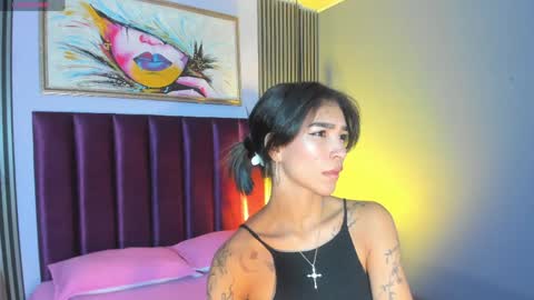 Laura online show from April 7, 12:40 pm