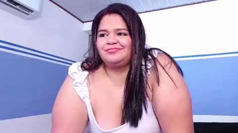 LAURA online show from July 28, 3:21 pm